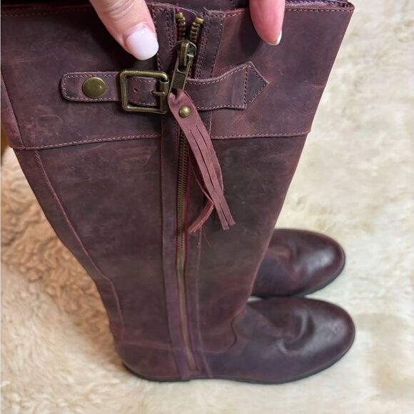 Volatile Over the Knee Boots - Picture 7 of 8